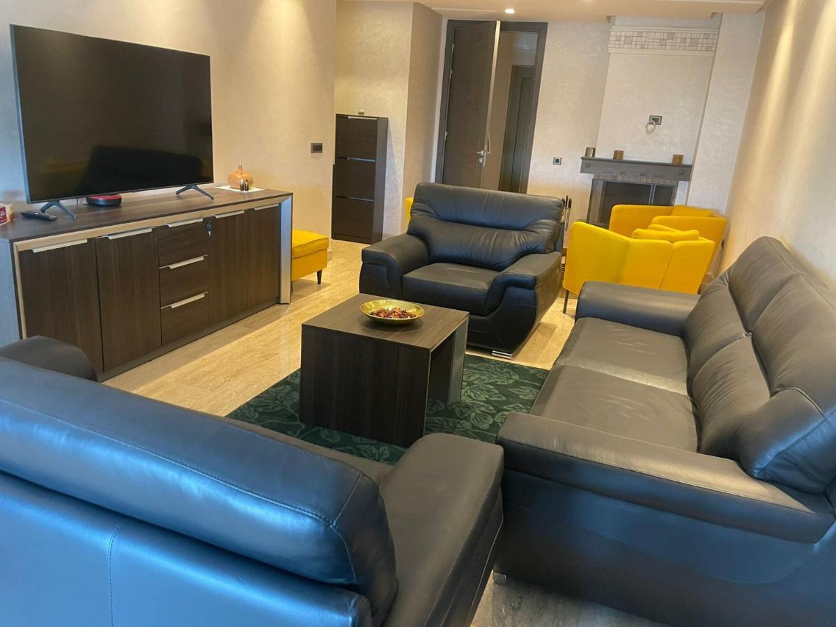 Appartement Haut Standing Proche Gare Casa Voyageur Casablanca Extérieur photo